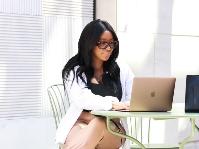 woman on laptop